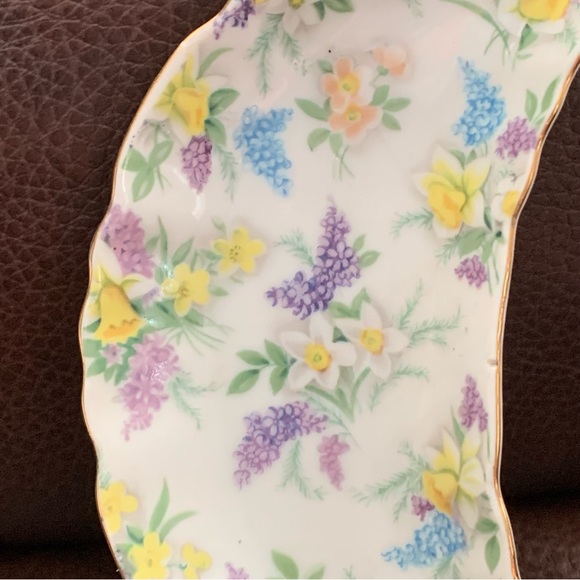 Lefton Lilac Chintz Moon Shaped Bone Dish - Picture 3 of 12